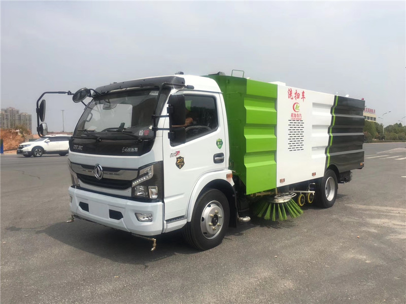 国六东风多利卡洗扫�R