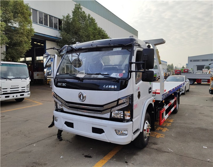 国六多利卡D7黄牌一拖二清障车（5.6�c�x��长）(j��)